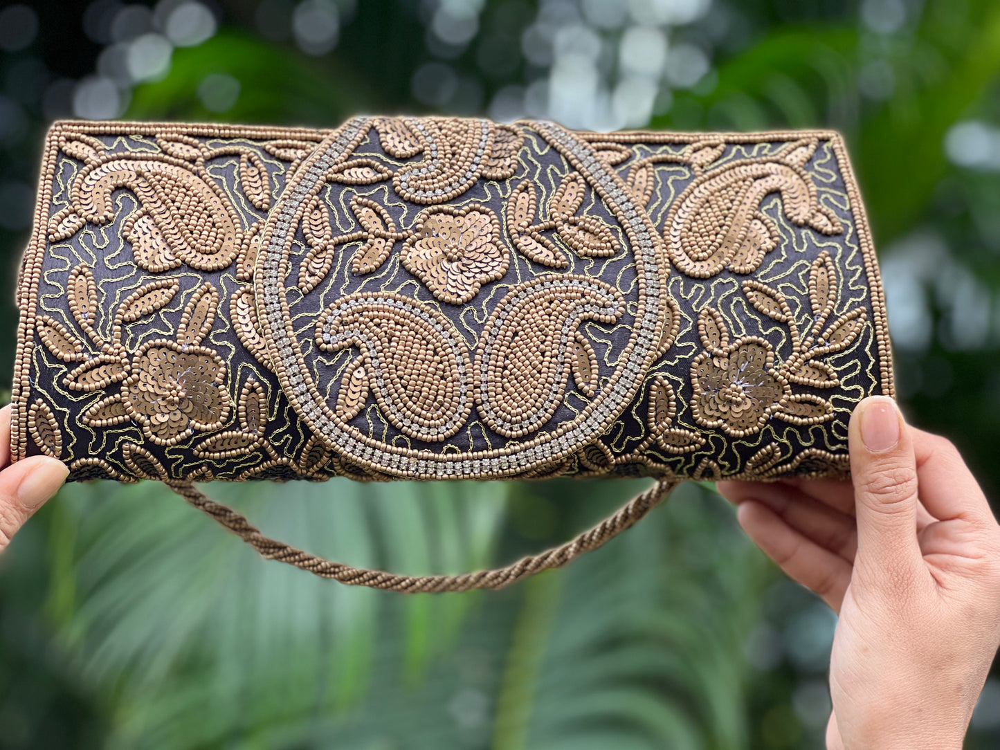 Paisley Drift (Black)