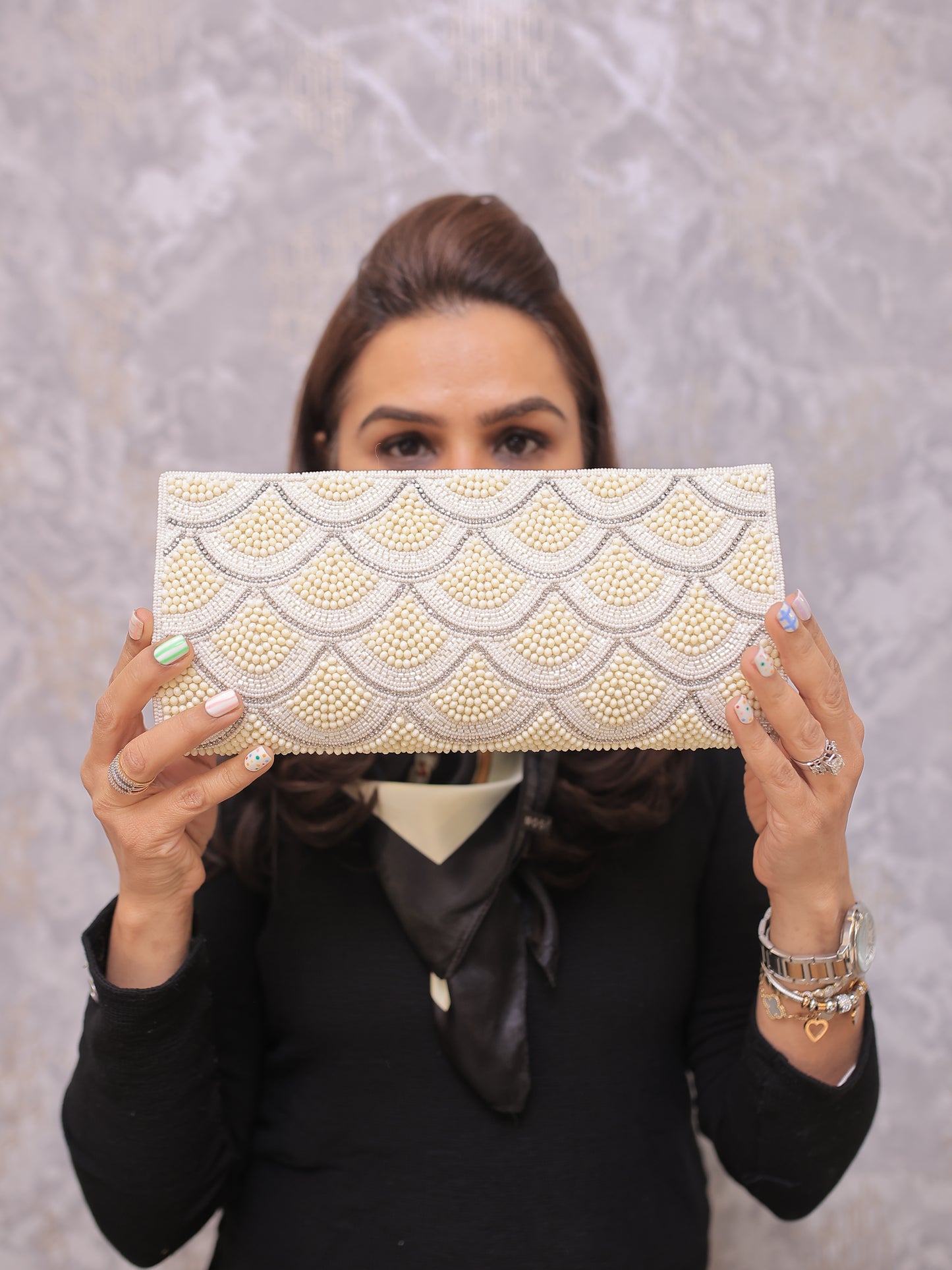 Cream Fish Scale Pattern Clutch