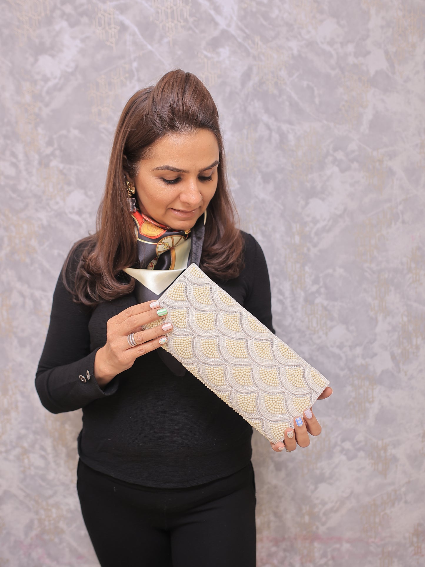 Cream Fish Scale Pattern Clutch