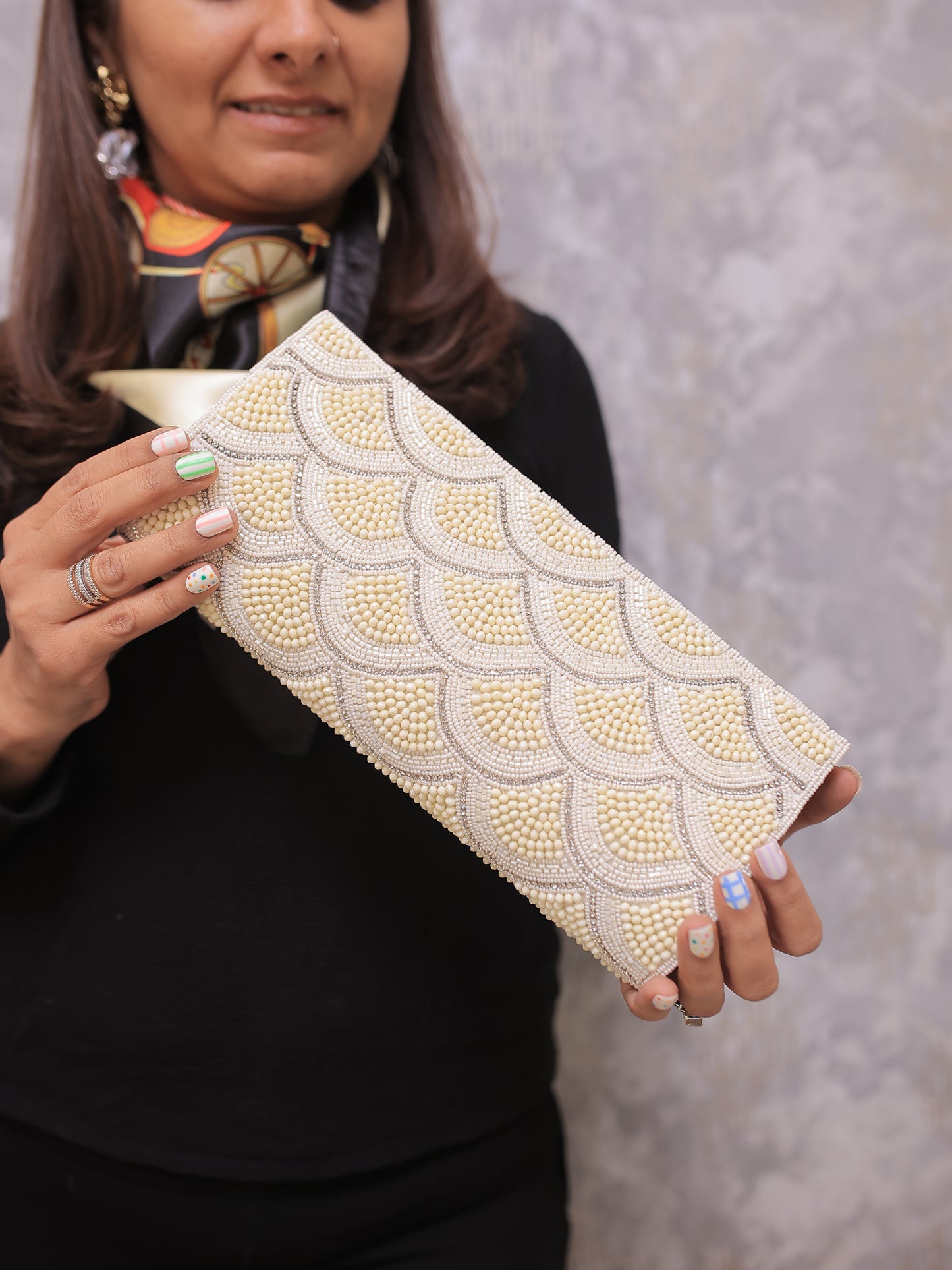 Cream Fish Scale Pattern Clutch