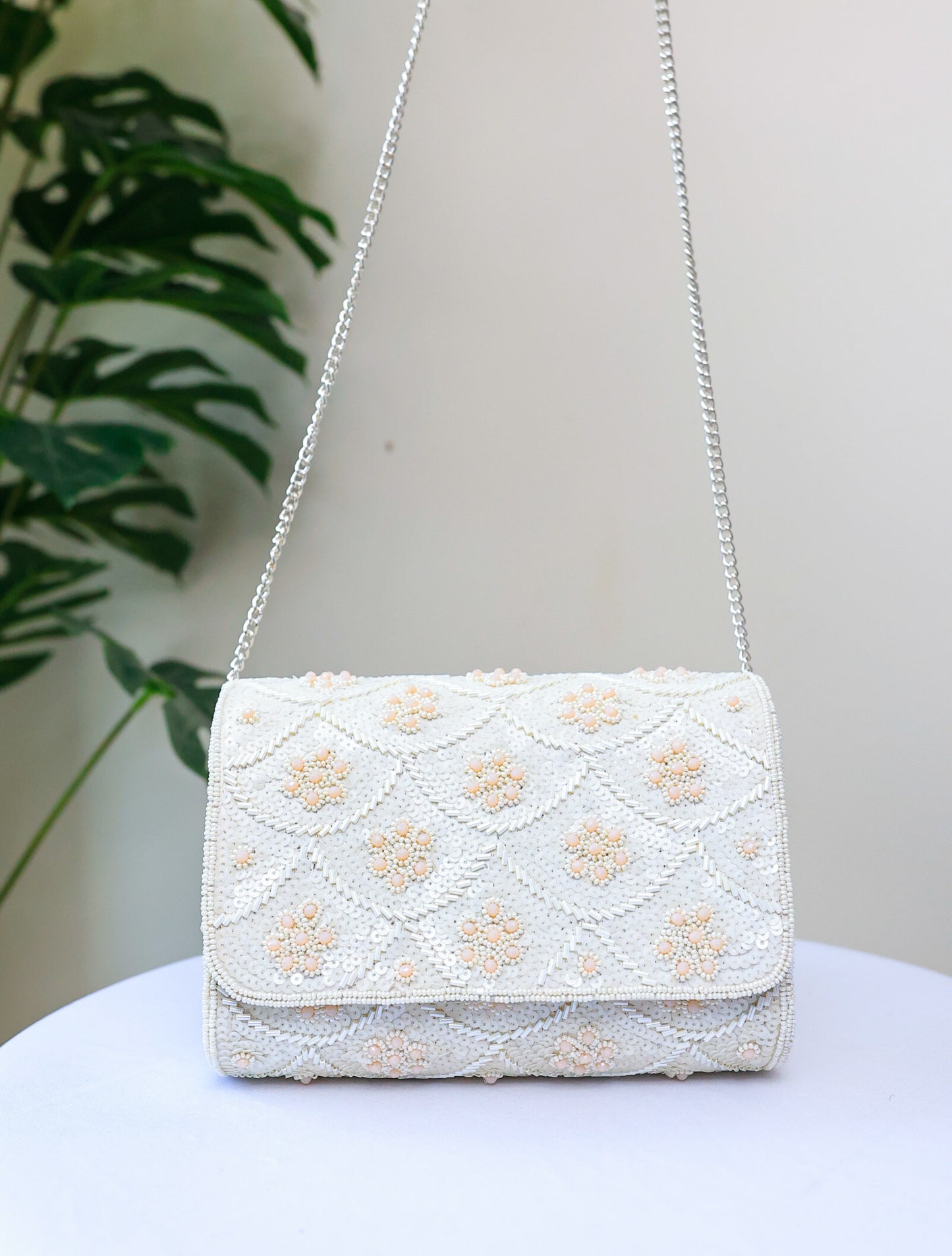 White Rounded Fish Scale Clutch with a Flap