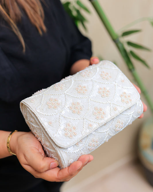 White Rounded Fish Scale Clutch with a Flap