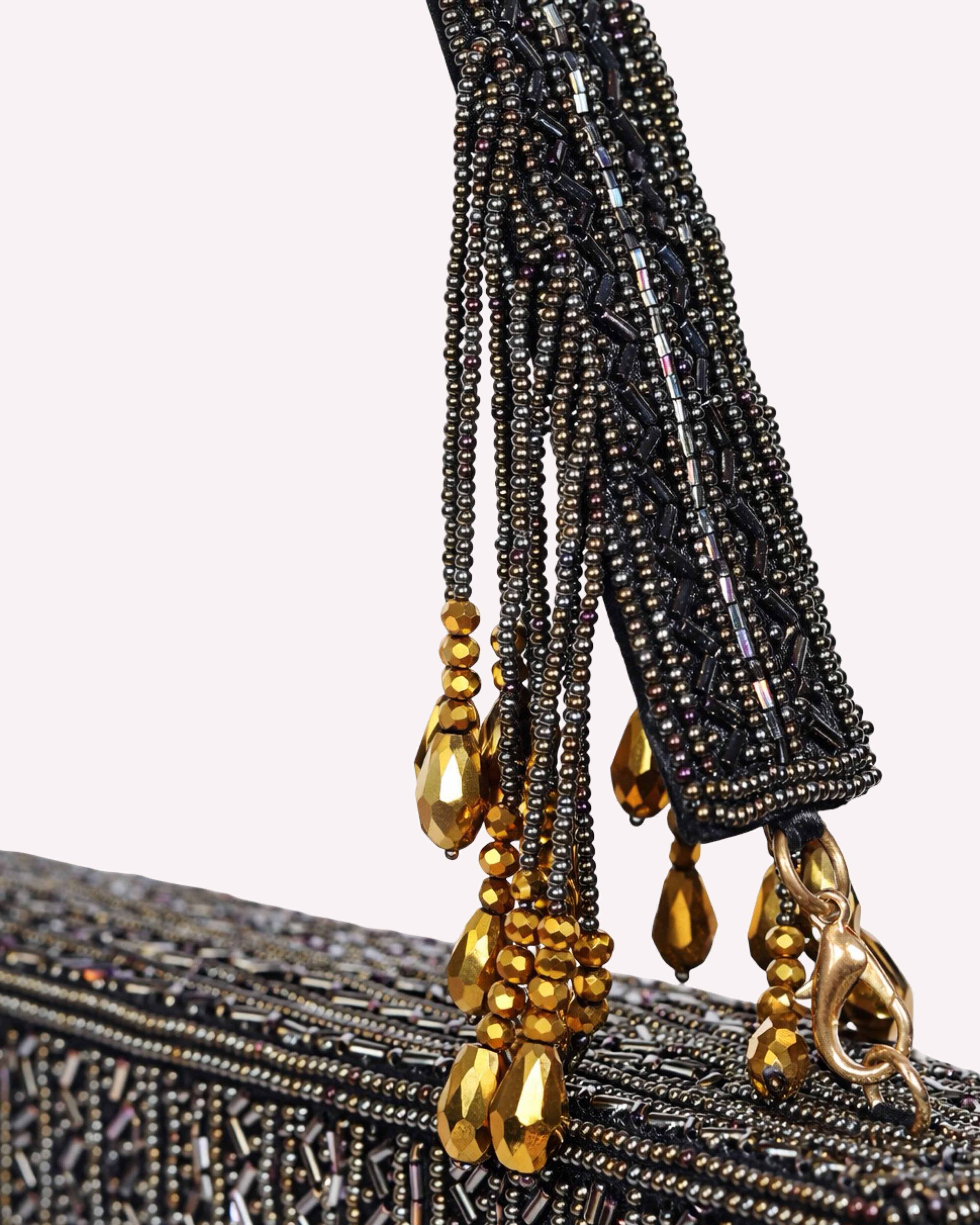 Nazar Clutch